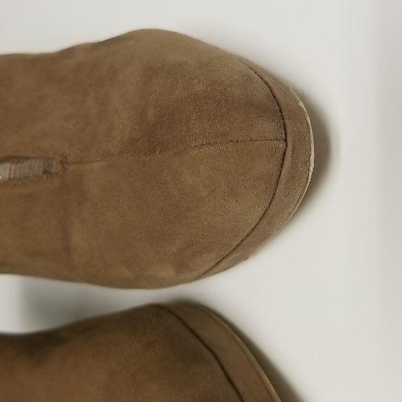 MICHAEL KORS suede booties - Picture 4 of 16